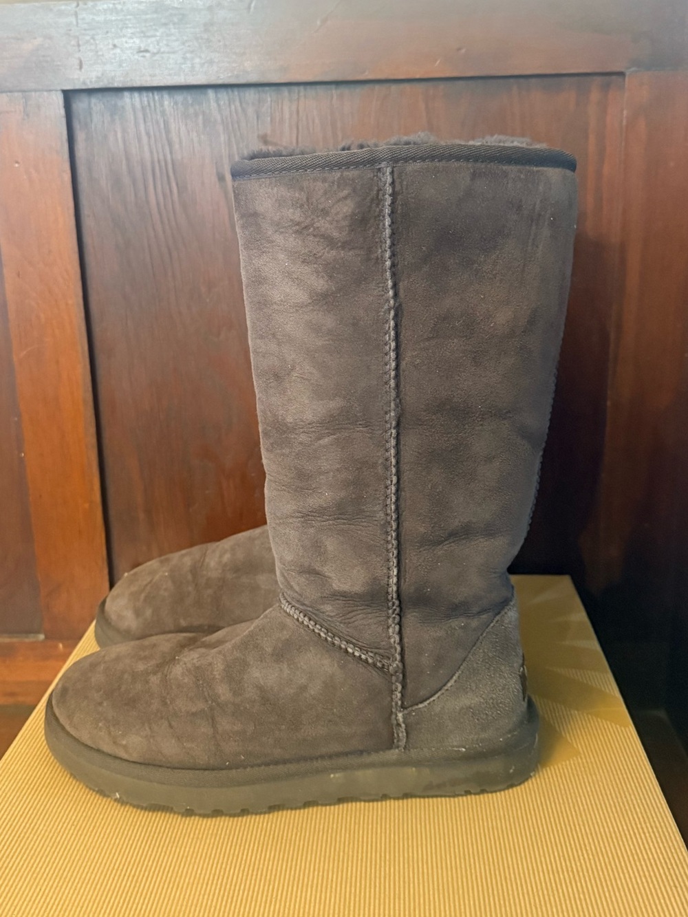 Classic tall Ugg boots